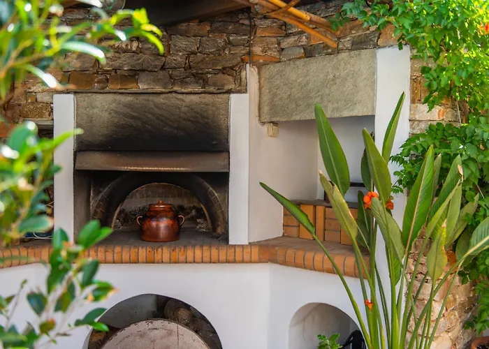 Margado Hotel Kamarai