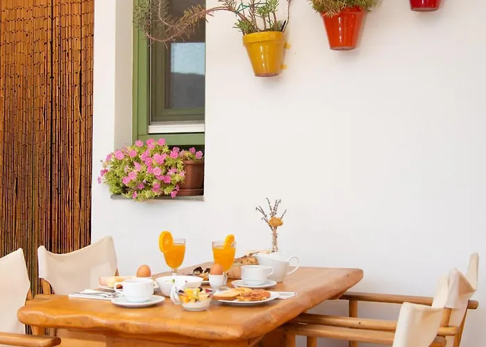 Margado Hotel Kamarai